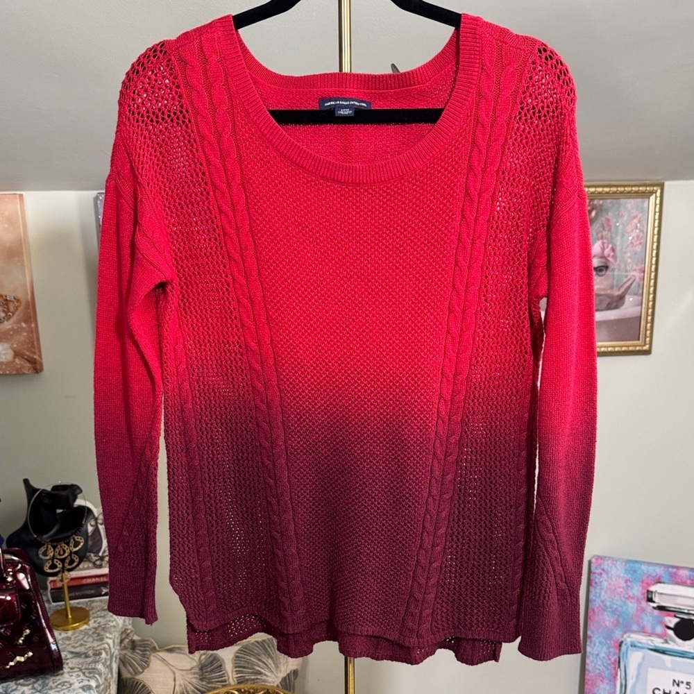 EUC American Eagle Outfitters Red Ombré Cable Knit Sweater Size S